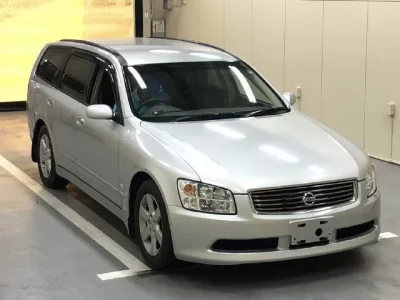 Nissan STAGEA