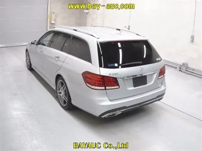 Mercedes-Benz E CLASS WAGON