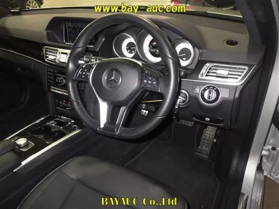 Mercedes-Benz E CLASS WAGON