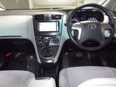 Toyota MARK X ZIO