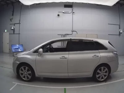 Toyota MARK X ZIO