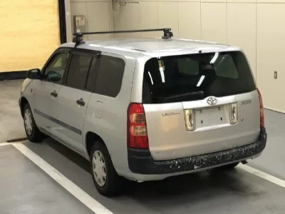 Toyota SUCCEED
