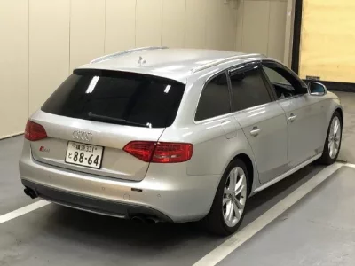 Audi S4