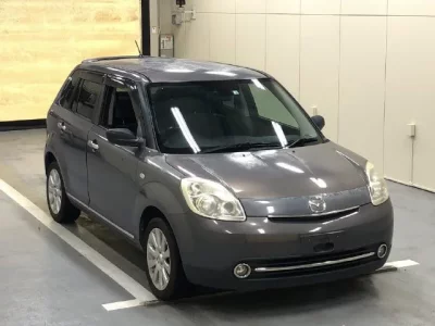 Mazda VERISA