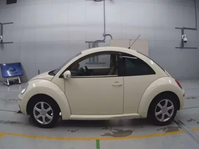 Volkswagen NEW BEETLE