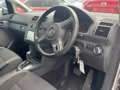 Volkswagen GOLF TOURAN
