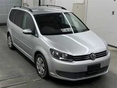 Volkswagen GOLF TOURAN