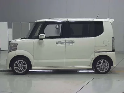 Honda N BOX PLUS