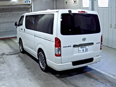 Toyota REGIUS ACE VAN
