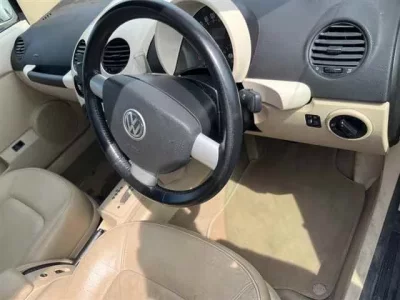 Volkswagen NEW BEETLE