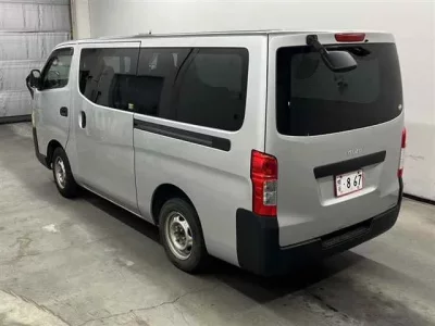 Isuzu COMO
