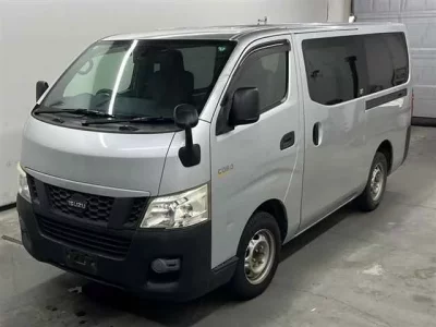 Isuzu COMO