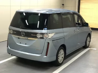 Mazda BIANTE