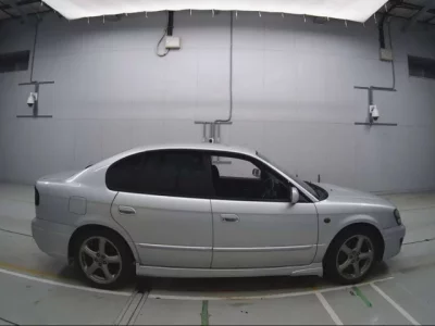 Subaru LEGACY B4