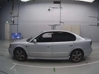 Subaru LEGACY B4