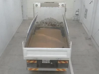 Isuzu TRUCK