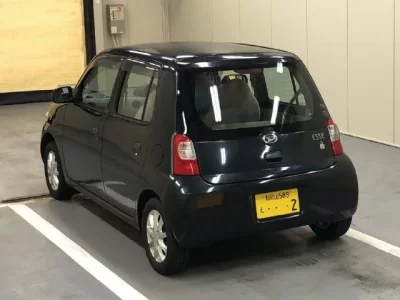 Daihatsu Esse