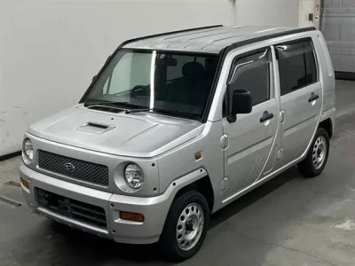 Daihatsu NAKED