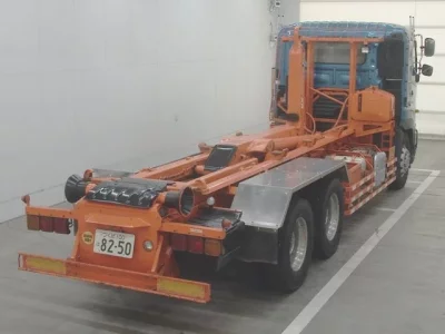 Hino TRUCK