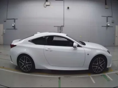 Lexus RC