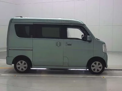 Nissan CLIPPER RIO