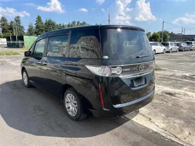 Mazda BIANTE