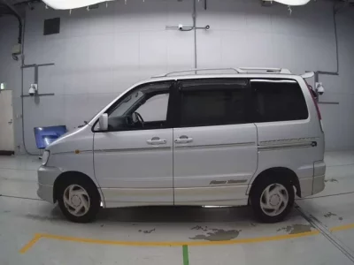 Toyota LITE ACE NOAH