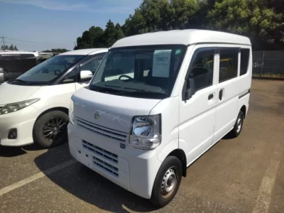 Nissan CLIPPER VAN
