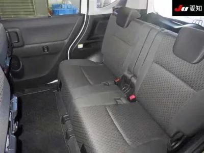 Mitsubishi DELICA D2