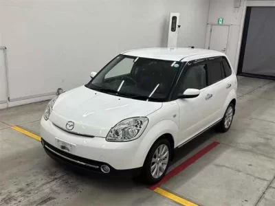 Mazda VERISA