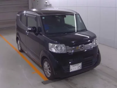 Honda N BOX SLASH