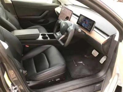Tesla MODEL3
