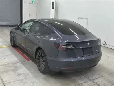 Tesla MODEL3