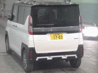 Mitsubishi DELICA MINI