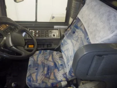 Isuzu BUS