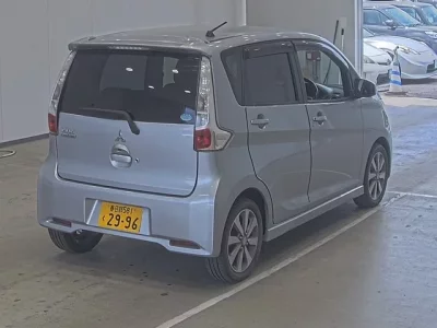 Mitsubishi EK CUSTOM