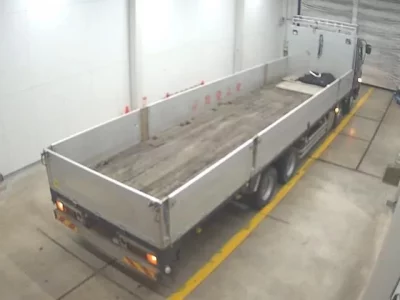 Isuzu TRUCK