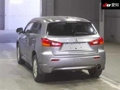 Mitsubishi RVR