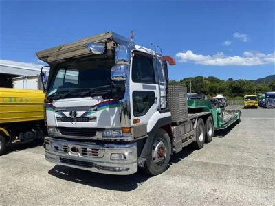Nissan UD SERIES