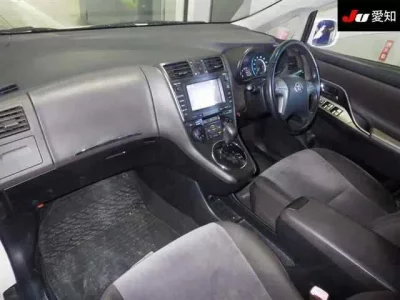 Toyota MARK X ZIO