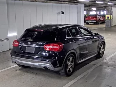 Mercedes-Benz GLA CLASS