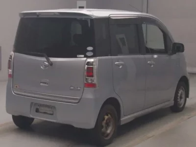 Daihatsu TANTO EXE