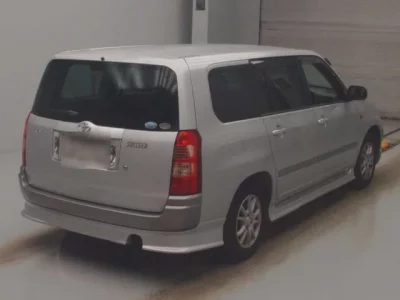 Toyota SUCCEED