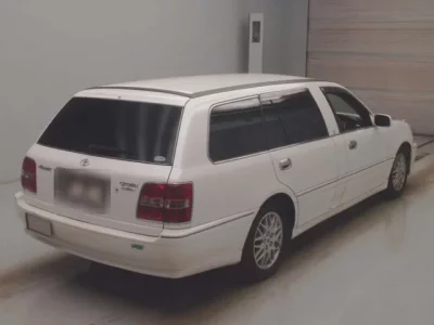 Toyota CROWN ESTATE
