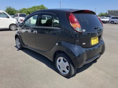 Mitsubishi I