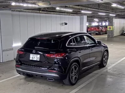 Mercedes-Benz GLA CLASS