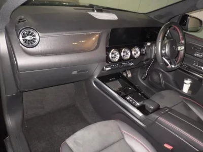 Mercedes-Benz GLA CLASS