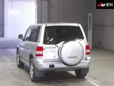 Mitsubishi PAJERO IO