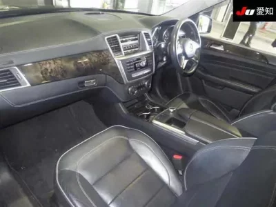 Mercedes-Benz ML CLASS