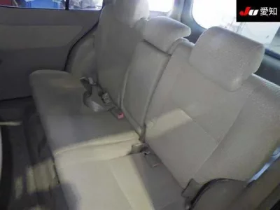 Toyota RAUM